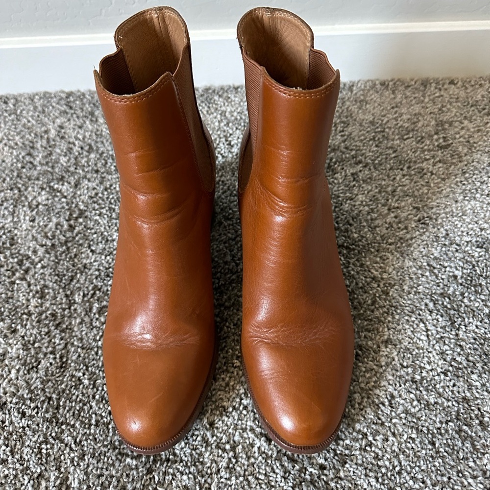 Madewell Chelsea style boot